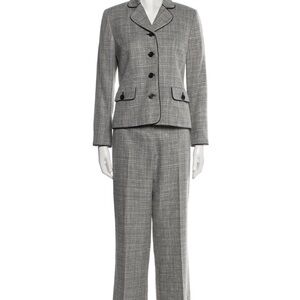Women's Gray Pendleton Suit Set size 8